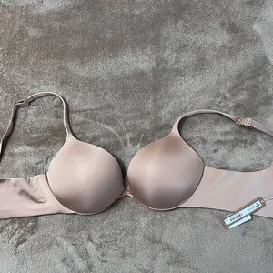 SKIMS Soft Tan Push Up plunge Bra
